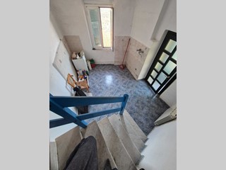 Casa Semi Indipendente in Vendita a Vezzano Ligure, zona Valeriano, 59'000€, 80 m²