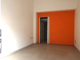 Immobile commerciale in Vendita a Monserrato, zona C.Storico, 35'000€, 30 m²