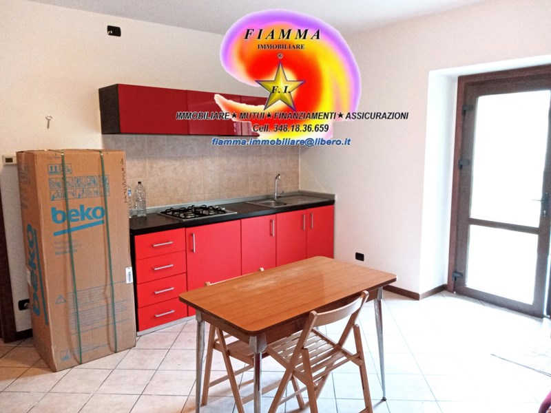 Bilocale in Vendita a Cisano Bergamasco, 85'000€, 60 m², arredato