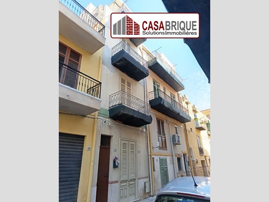 Villa in Vendita a Bagheria, 40'000€, 100 m²