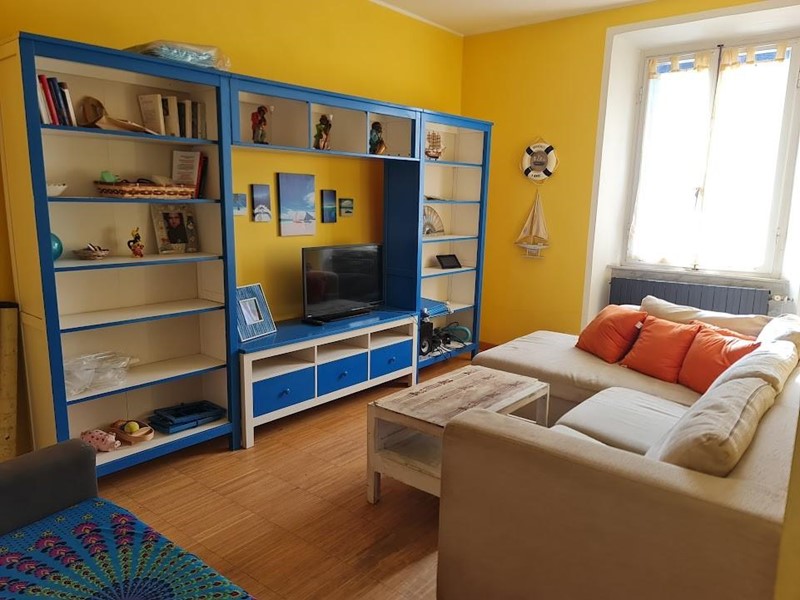 Quadrilocale in Vendita a Carrara, zona Marina di Carrara, 190'000€, 81 m², arredato