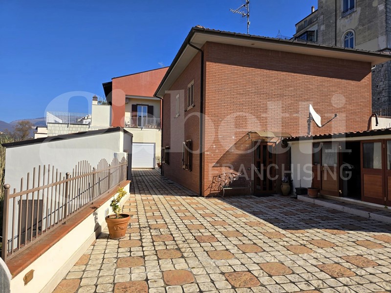 Appartamento in Vendita a Isernia, 230'000€, 163 m²