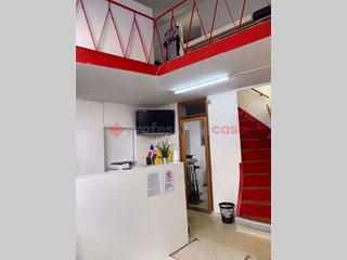 Negozio in Affitto a Arezzo, 350€, 30 m²