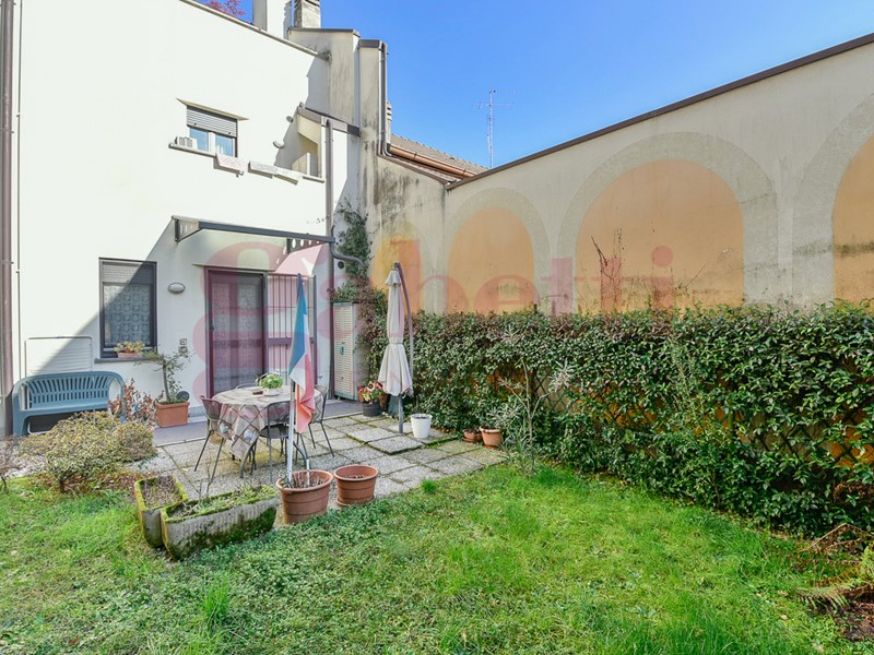 Bilocale in Vendita a Mariano Comense, 119'000€, 60 m²