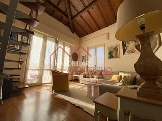 Appartamento in Vendita a Viareggio, 430'000€, 151 m², arredato