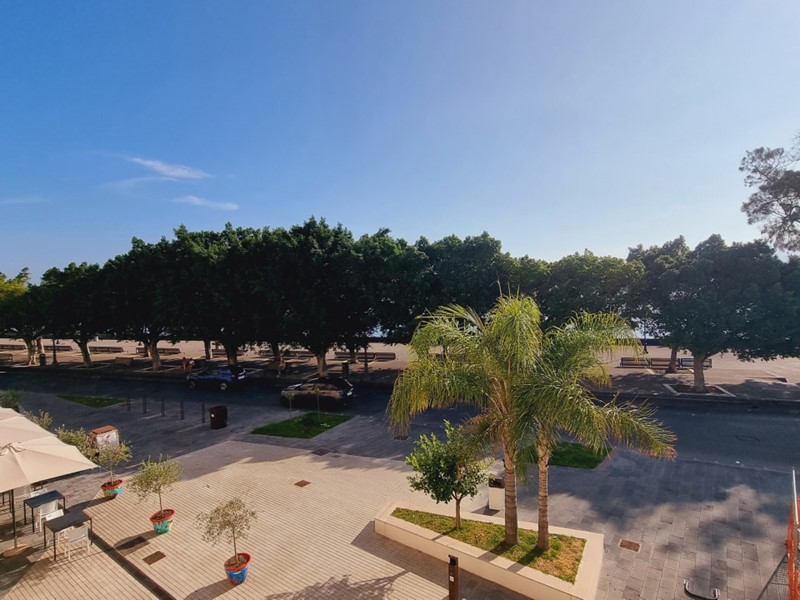 Ufficio in Affitto a Milazzo, 1'100€, 158 m²