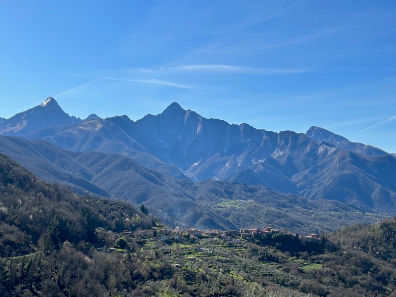 Casa Semi Indipendente in Vendita a Casola in Lunigiana, zona luscignano, 250'000€, 255 m²