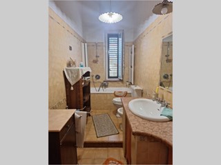 Appartamento in Affitto a La Spezia, zona felettino, 1'100&euro;, 90 m², arredato