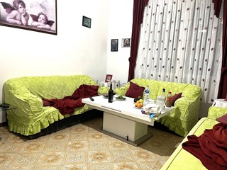 Appartamento in Affitto a Pisa, zona Porta a Lucca, 1'600€, 100 m², arredato, con Box