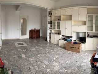 Quadrilocale in Vendita a Ancona, zona Via Agugliano 1, 120'000€, 80 m²
