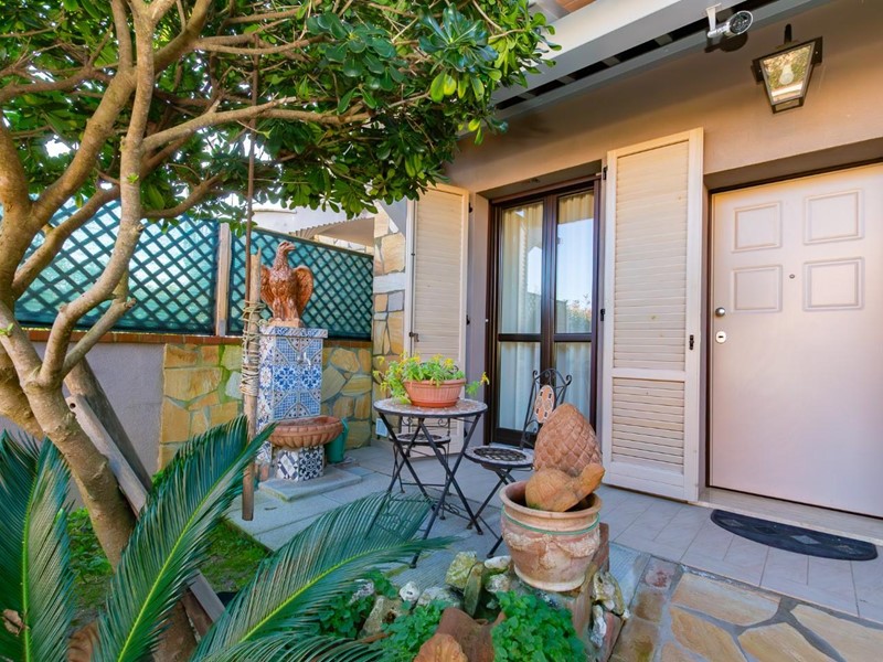 Quadrilocale in Vendita a Calcinaia, zona Oltrarno, 239'000€, 87 m², con Box