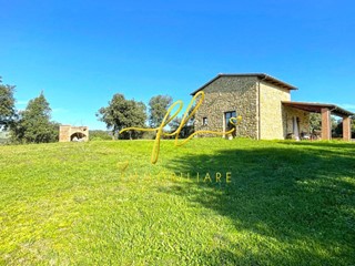 Casale in Vendita a Volterra, 440'000€, 73 m²