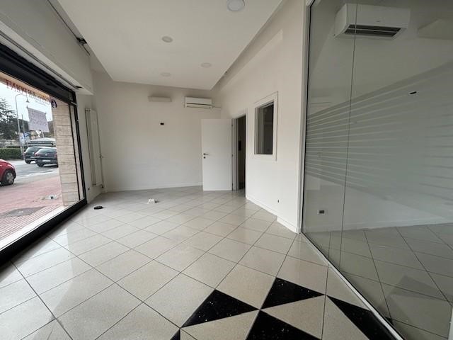 Immobile commerciale in Affitto a Pisa, 1'500€, 55 m²