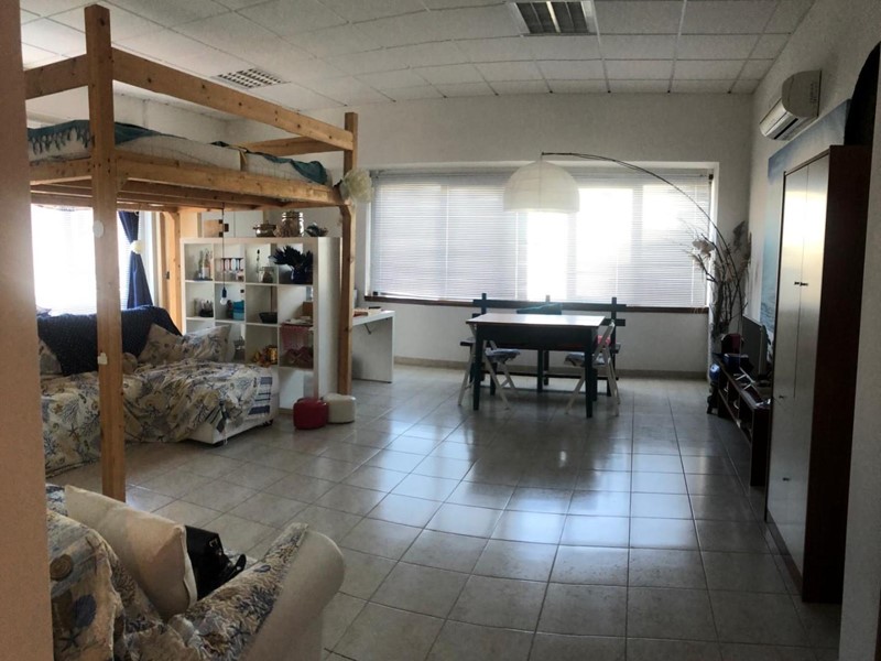 Loft in Vendita a Follonica, 89'000€, 64 m², arredato