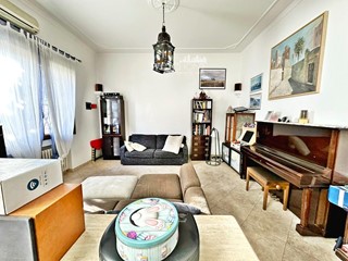 Casa Indipendente in Vendita a Campi Bisenzio, zona La Villa, 450'000€, 180 m²