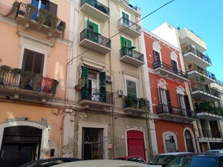 Trilocale in Vendita a Bari, 95'000€, 100 m²