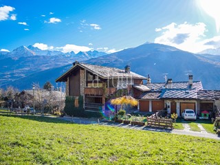 Bilocale in Vendita a Saint Pierre, 198'000&euro;, 110 m², arredato