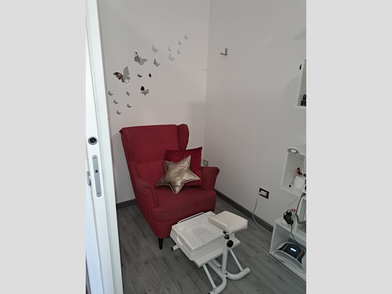 Attività commerciale in Vendita a Monterotondo, 27'000€, 80 m², arredato