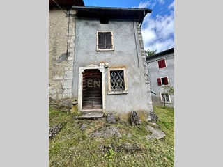 Casa Indipendente in Vendita a Velo Veronese, 28'000€, 71 m²