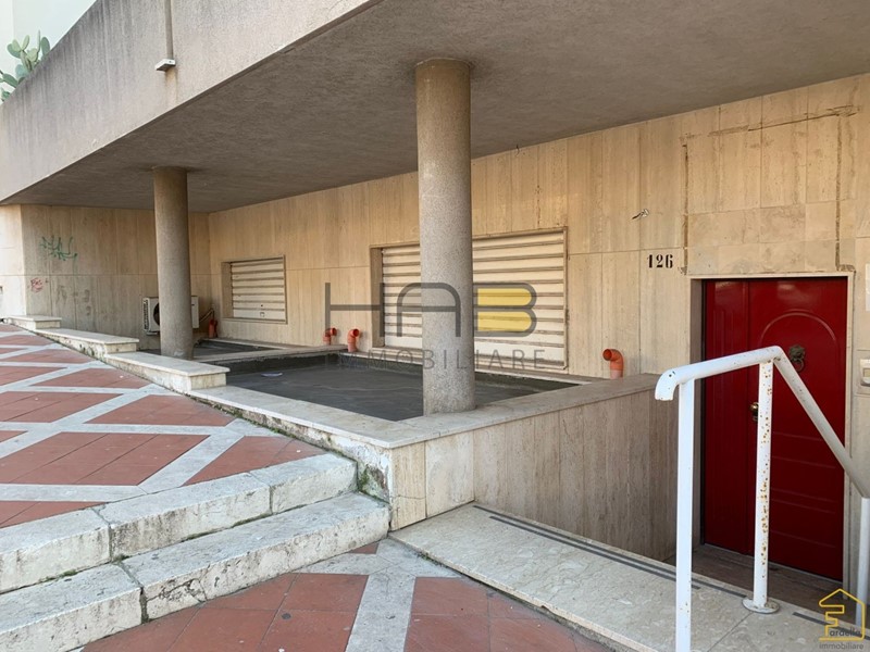 Immobile commerciale in Vendita a Erice, zona Casa Santa, 180 m²