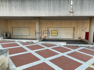 Immobile commerciale in Vendita a Erice, zona Casa Santa, 180 m²