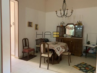 Quadrilocale in Vendita a Trapani, zona Centro Trapani, 85'000&euro;, 120 m²