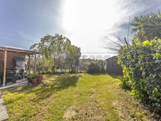 Appartamento in Vendita a Santa Maria a Monte, 175'000€, 145 m²