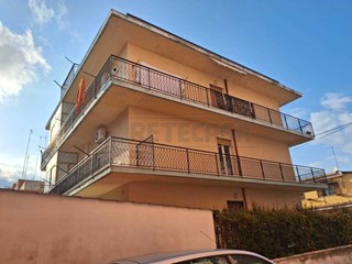 Casa Semi Indipendente in Vendita a Siracusa, 195'000&euro;, 149 m², con Box