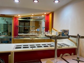 Immobile commerciale in Affitto a Carrara, 600€, 70 m²