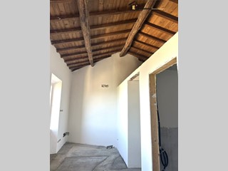 Trilocale in Vendita a Poggio Catino, 105'000&euro;, 100 m²