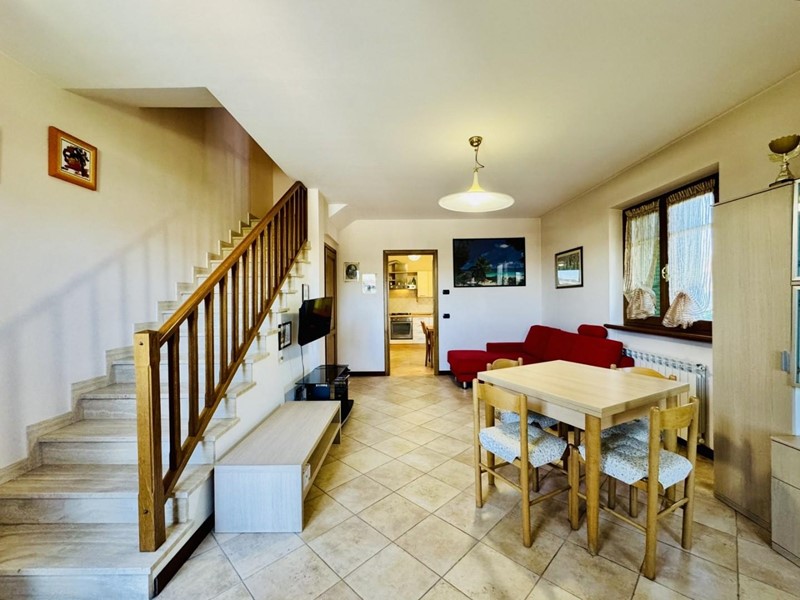 Casa Semi Indipendente in Vendita a Camaiore, zona Lido di Camaiore, 495'000&euro;, 110 m²