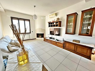 Appartamento in Vendita a Campi Bisenzio, 295'000€, 100 m²