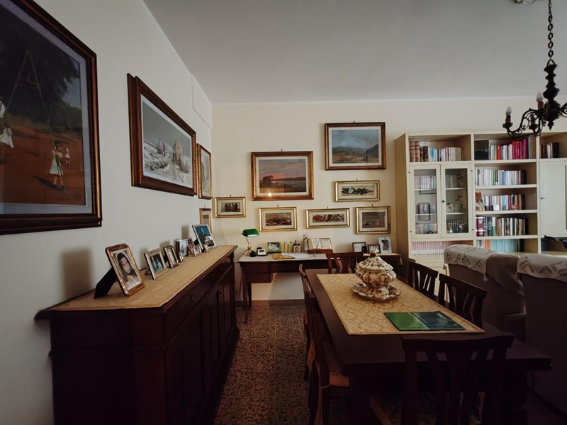 Trilocale in Vendita a Massa, 189'000€, 80 m², con Box