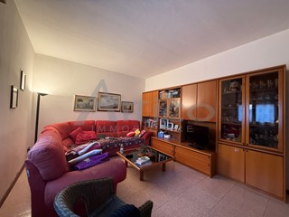 Casa Indipendente in Vendita a Ceregnano, zona Lama Polesine, 139'000€, 280 m², con Box