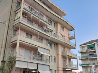 Trilocale in Vendita a Loano, 348'000€, 75 m²