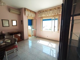 Quadrilocale in Vendita a Floridia, zona Taverna, 70'000€, 110 m²