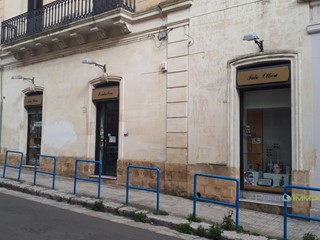 Negozio in Vendita a Brindisi, 80'000€, 65 m²