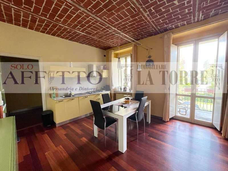 Trilocale in Vendita a Alessandria, zona Valmadonna, 190'000€, 120 m²