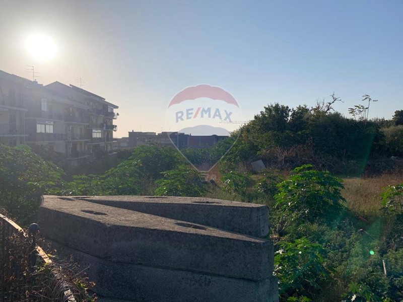 Terreno agricolo in Vendita a Aci Catena, 165'000€, 6076 m²