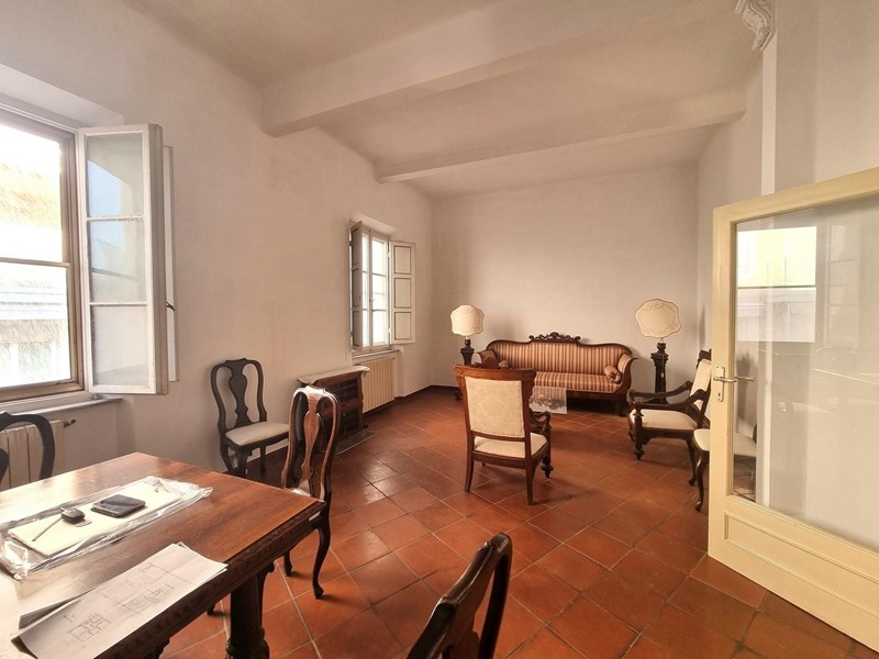 Appartamento in Vendita a Viareggio, 380'000€, 115 m²