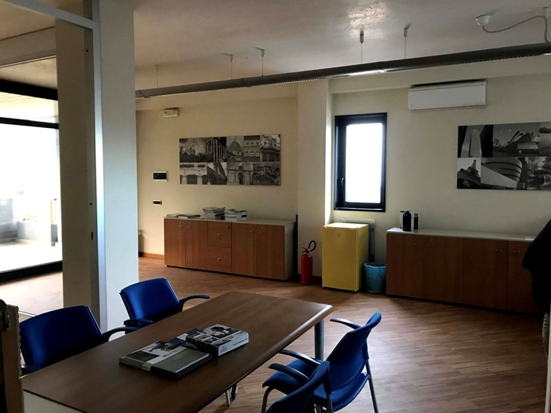 Monolocale in Vendita a Bari, 150'000€, 65 m²