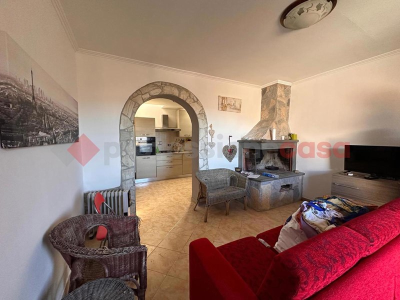 Casa Indipendente in Vendita a Avezzano, 35'000€, 100 m², arredato