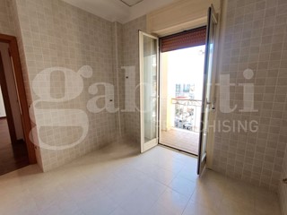 Trilocale in Vendita a Portici, 280'000€, 85 m²