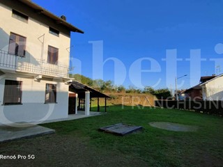 Casa Indipendente in Vendita a Mottalciata, 98'000€, 250 m²