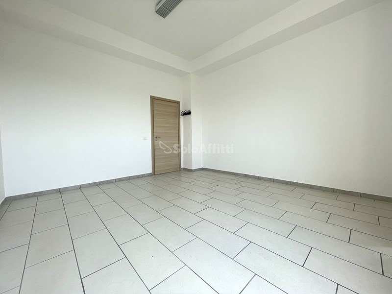 Ufficio in Affitto a Catanzaro, zona Centro, 700&euro;, 150 m²