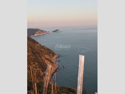 Casa Indipendente in Vendita a Riomaggiore, 198'000€, 50 m², arredato