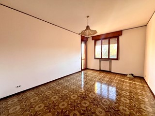 Appartamento in Vendita a Cesena, 239'000&euro;, 105 m², con Box