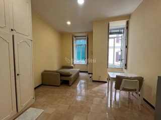 Monolocale in Affitto a Napoli, zona Pendino, 550€, 30 m², arredato