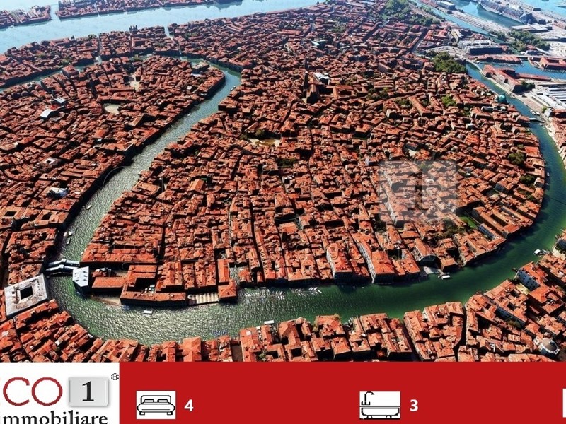Appartamento in Vendita a Venezia, 810'000€, 230 m²