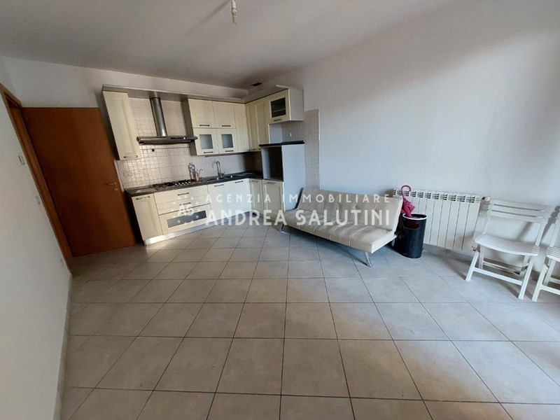 Quadrilocale in Vendita a Santa Maria a Monte, zona Melone, 120'000€, 70 m², arredato, con Box
